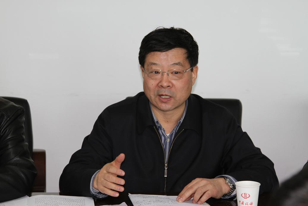 佟偉局長提出工作意見.JPG