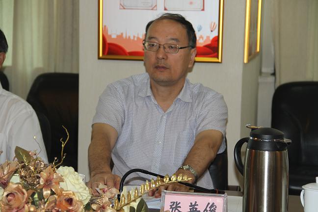自治區(qū)地稅局黨組成員、副局長(zhǎng).JPG